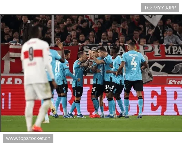 博尼法斯无球跑动与空间利用如何制造进攻机会