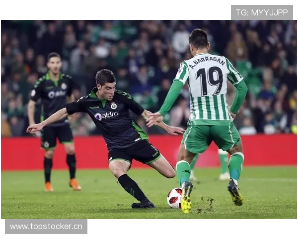 那不勒斯欧冠突破难点:关键战能力受到检验,稳定性面临考验 那不勒斯欧冠突破难点:关键战能力受到检验,稳定性面临考验