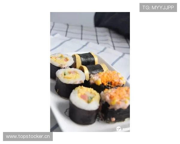 李小鹏刚发的家常早餐，看着像米其林开胃菜，我的外卖券哭了